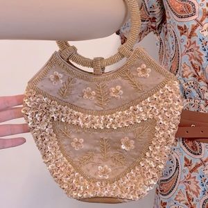 Hand bag